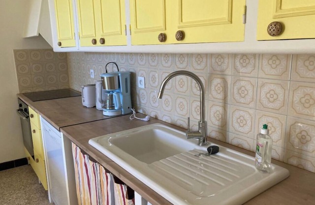 House for 4 people in the heart of the village of Barjols