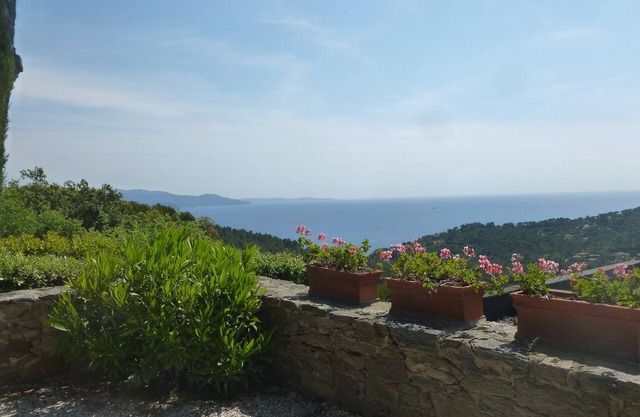 House for rent in Gaou Bénat - Bormes les Mimosas