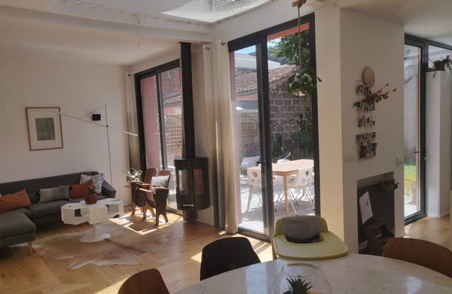 House garden &BBQ 20mn from châtelet by metro