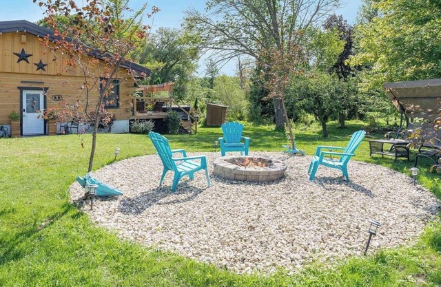 HOUSE IN BLUE MOUNTAIN WITH HOT TUB!!!!