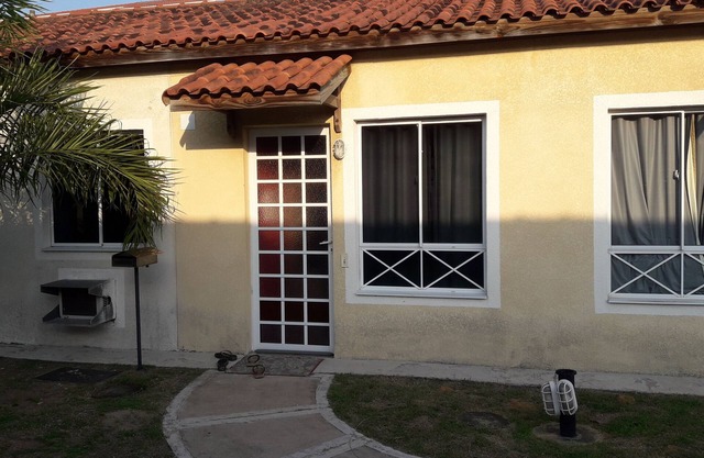 Casa en Condo Praia de Manguinhos - Serra / ES con Wifi y Parking