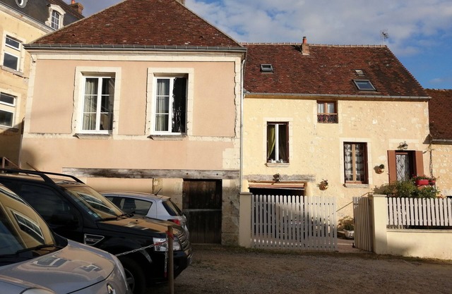 House in a village 2 hours from Paris, 500 m from the forest in Basse Normandie.