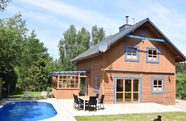 House in Perlino near Lake Choczewskie