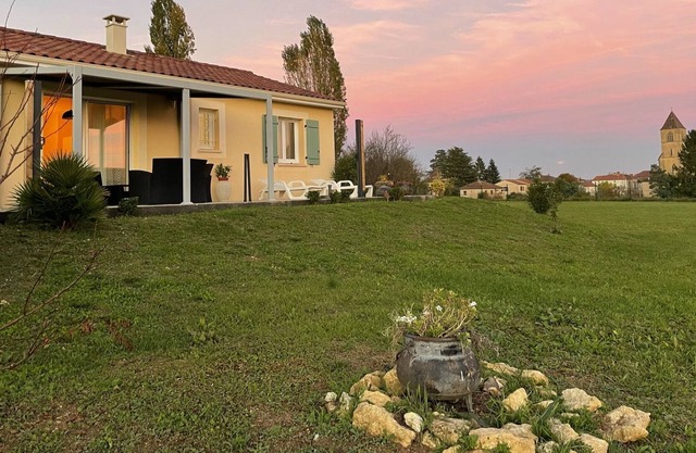 Casa-Ciudad-Habitación con desagüe-Vista a la Ciudad