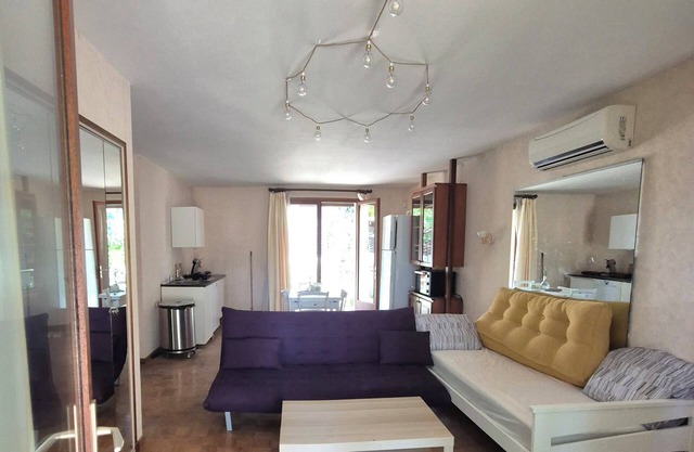 House in the South of France, 15 minutes from the Mediterranean Sea - sleeps 5