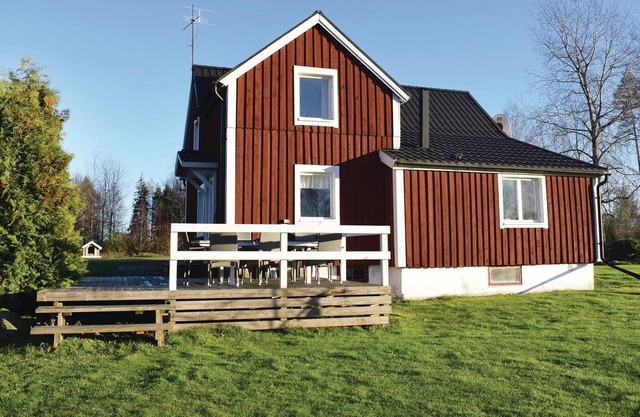 Alojamiento de 4 habitaciones en Lönashult