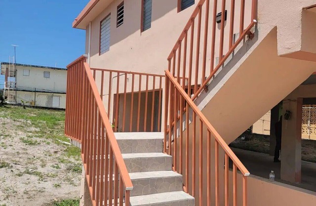 House in Vega Baja Lakes, Vega Baja, Puerto Rico