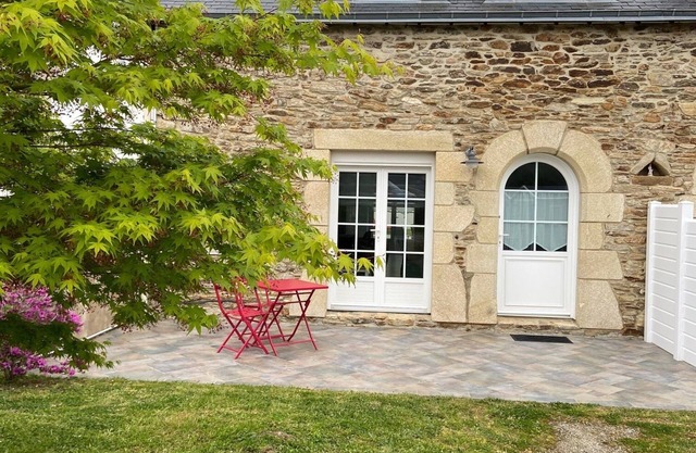 House, Morbihan, Sarzeau, Le Rohaliguen, 6 people, sea at 600 m