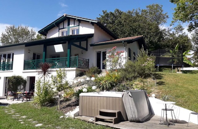 Casa cerca de Bayona - SPA - gran parcela y bosque