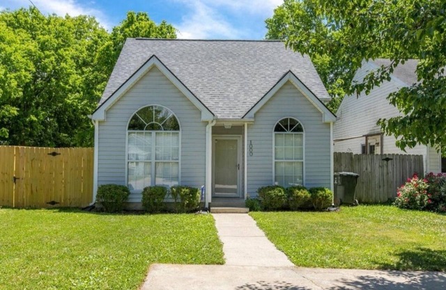 House near ky horse park