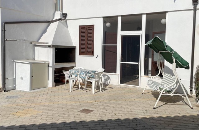 House near the beach, Le saline