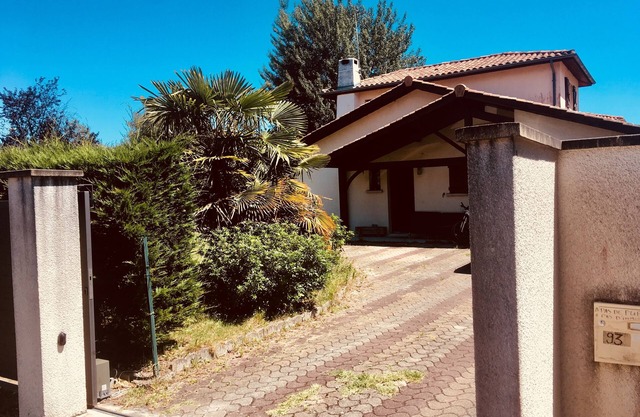 Casa de 130 m² en subdivisión privada cerca del océano, aeropuerto y golf.