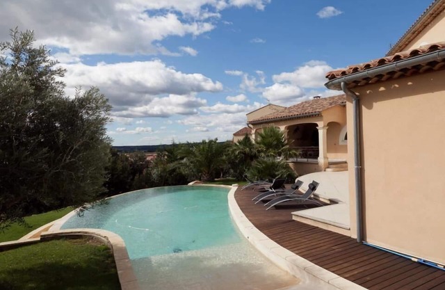 Casa de carácter con impresionantes vistas cerca de Aviñón