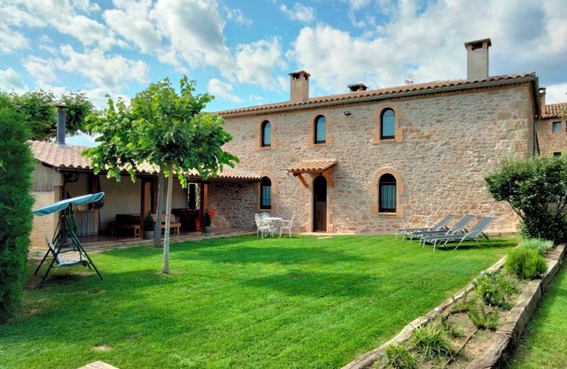 Casa del segle XIX rehabilitada, però amb l'escència d'abans