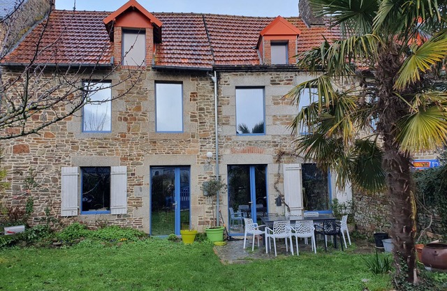 Casa con jardín cerca del mar en la bahía del Mont Saint Michel