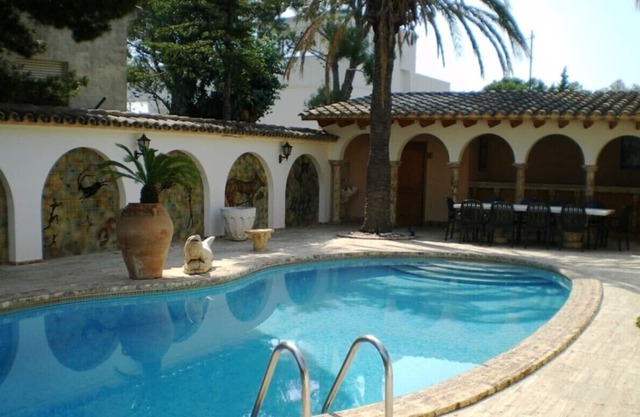 Alquiler magnifica villa con piscina privada para 10 personas