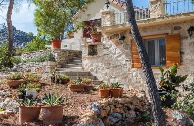 Casa Vesna (46801-K1) - Milna - isla Brac