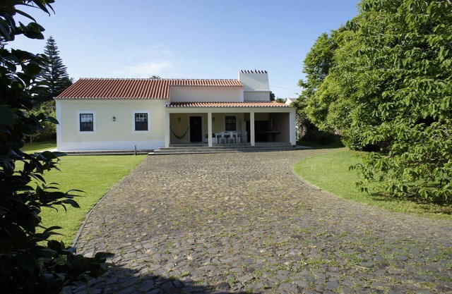 Casa, Villa cerca del mar, para vacaciones en Biscoitos (Isla Terceira)
