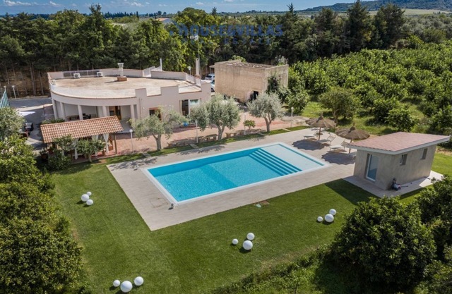 Villa Zagara Bianca - Tres Habitaciones Villa, Capacidad 8