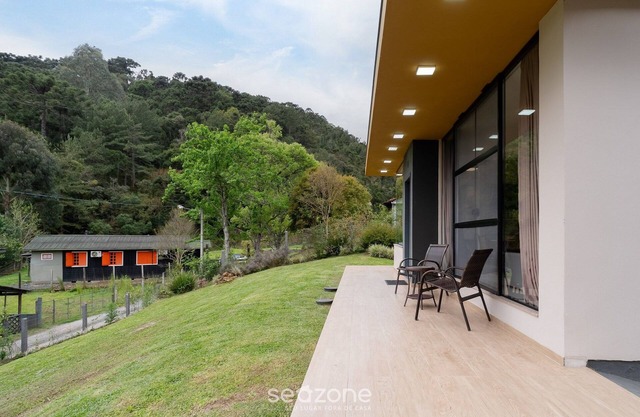 House w/Fireplace and Bathtub in Urubici Cla0000