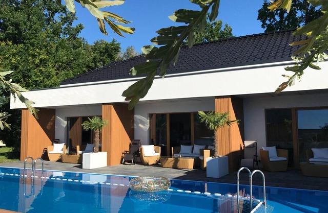 Casa con piscina en Swinoujscie para 16 personas