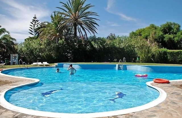 CASA CON CARACTER EN BAHIA DE CASARES. Calma, relajación y dom.