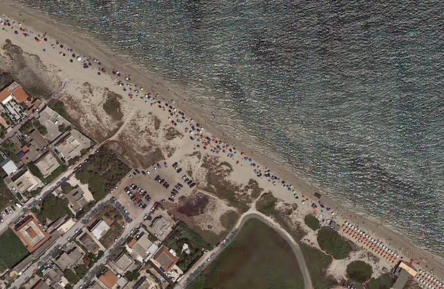 Casa con jardín, 50 metros del mar. spot de navegación Spiaggiabella