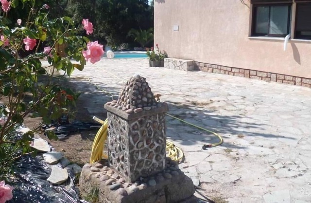 Casa con piscina a 3kms de las playas.
