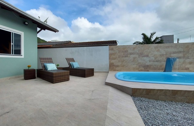 House with Pool in Bombinhas
