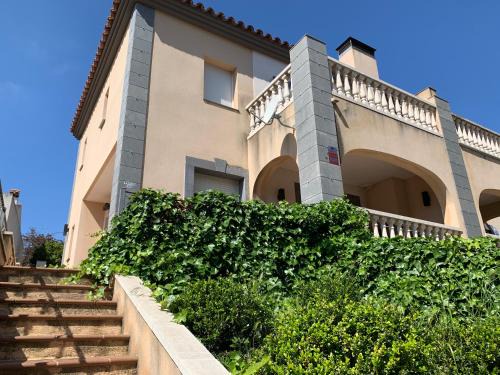 House with pool in Pino Alto