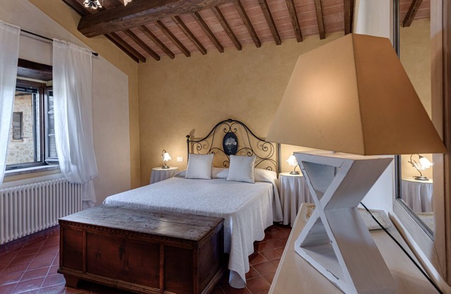 Casa con piscina para 4 personas.