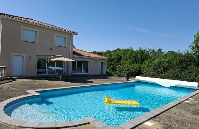 House with private pool 30 min from Toulouse