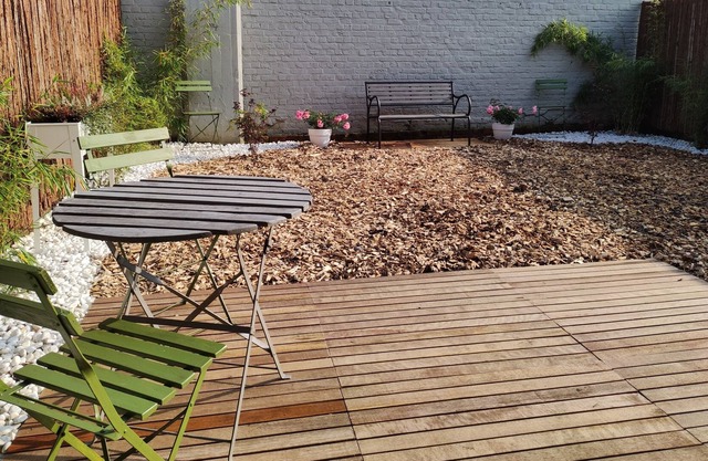ROES holiday home with parking close to city center & transport