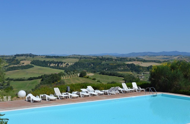 Casa con terraza privada y vistas excepcionales Crete Senesi