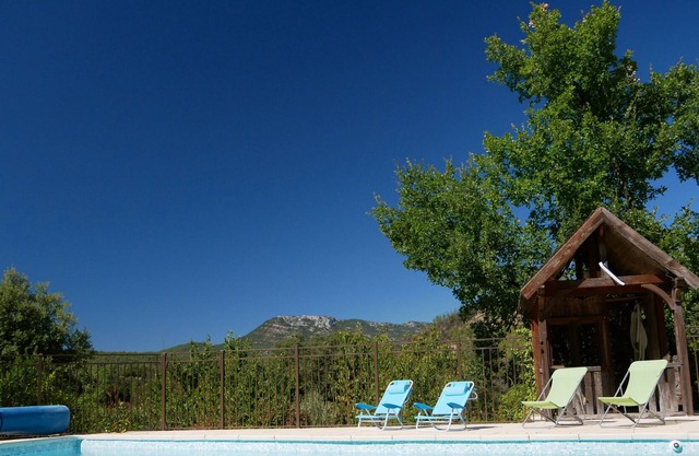 Casa / villa / chalet - Correns Casa con jardín