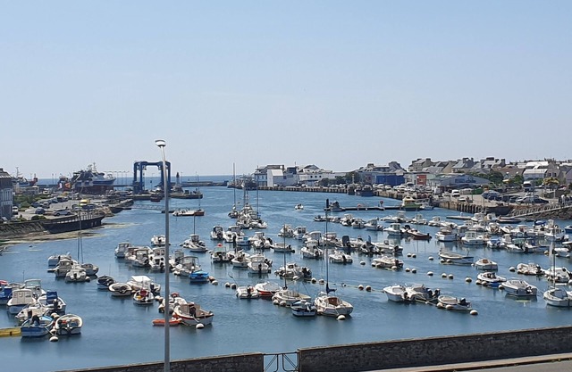 Guilvinec El étocs - Hombres ar Pont - vista a la marina Guilvinec