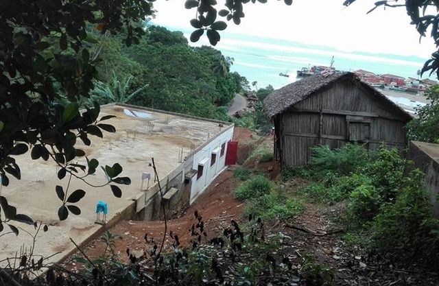 Casa con vista al mar