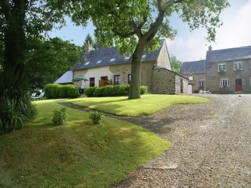 House with stunning views across the meadows
