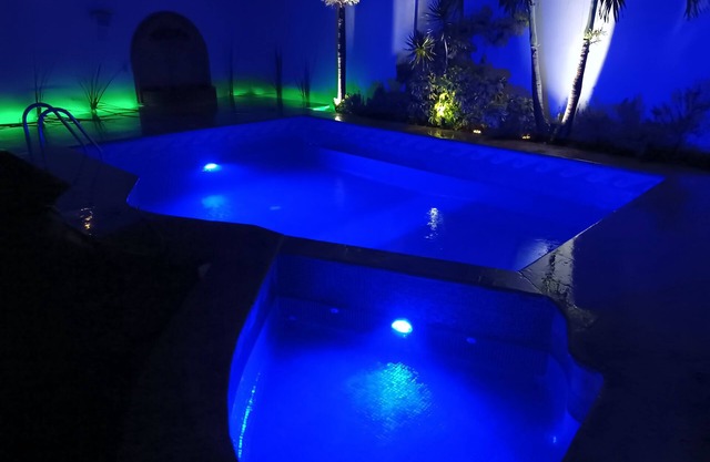 CASA CON ALBERCA EN CUAUTLA CENTRICA