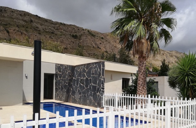 casa con vistas en Agost