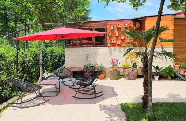 House & Yard Sesil L 90 m to beach