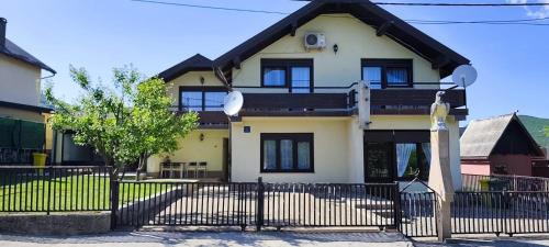 House Zaterini