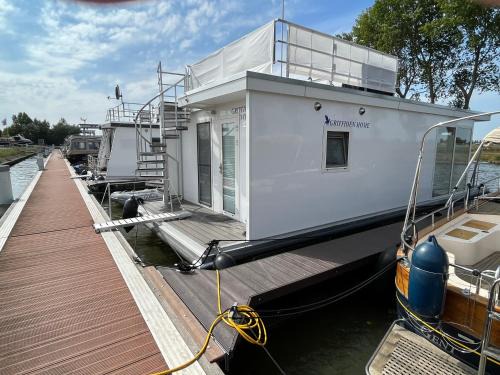 Houseboat Griffioen Home, Nieuwpoort