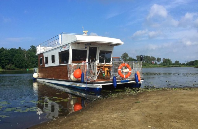 HOUSEBOAT Mazury Frajda
