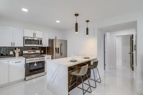 Houston Apartment Close to University and Downtown