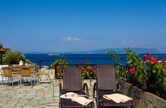 Hovolo Hotel Apartments