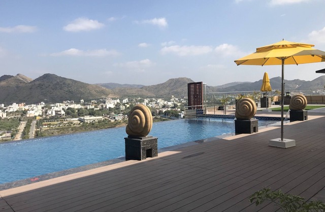 Howard Johnson by Wyndham Udaipur Roop Nagar