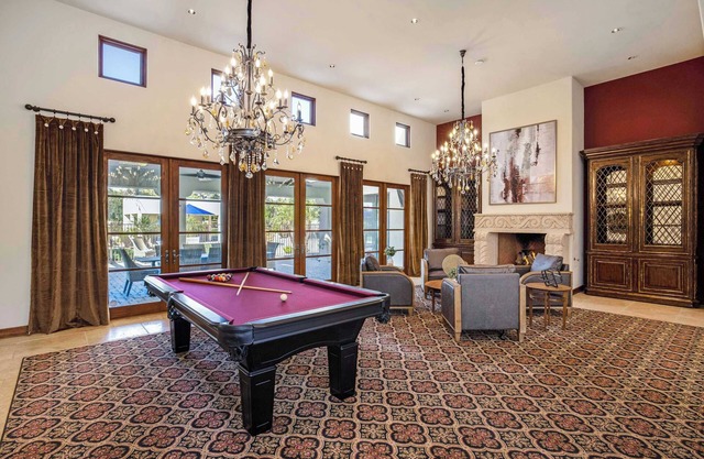 HÓZHÓ on the Course | Pool | Tennis | Pickleball