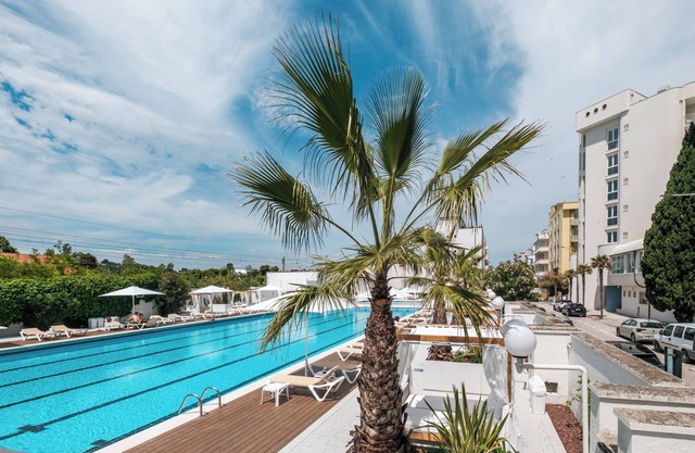 HR Resort