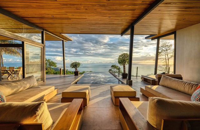 HR6 New Villa Incredible Ocean and Jungle Views + Security